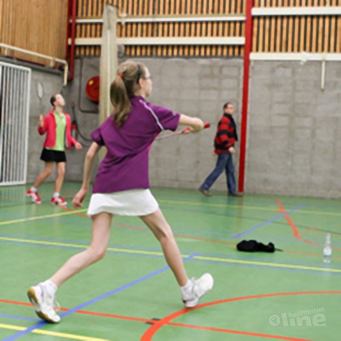 Backhand of around the head? Backhand of around the head?