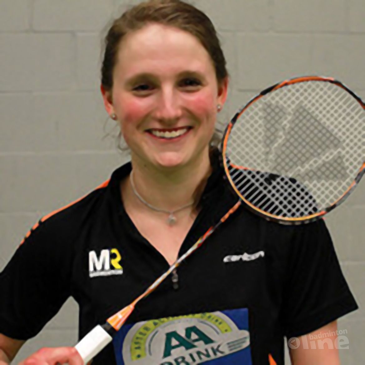 Kirsten van der Valk sluit sponsordeal met MR Badminton Kirsten van der Valk sluit sponsordeal met MR Badminton