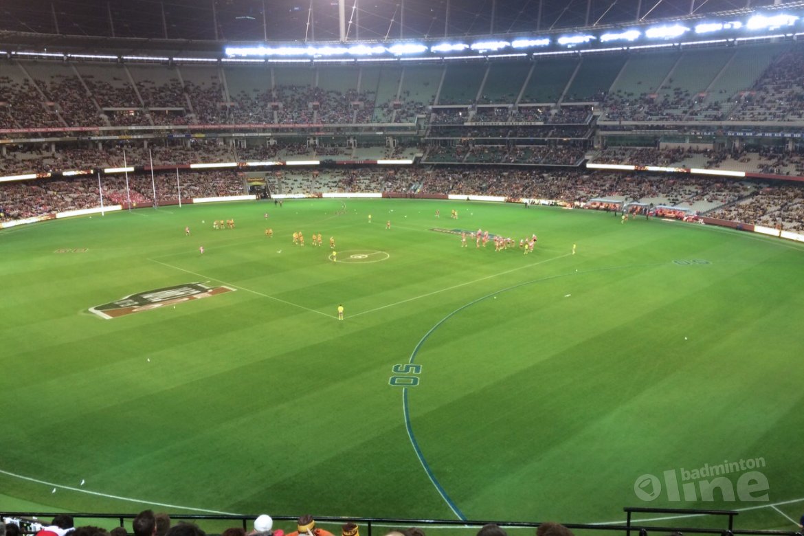 Australian Football in een stadion met 100.000 stoelen Australian Football in een stadion met 100.000 stoelen