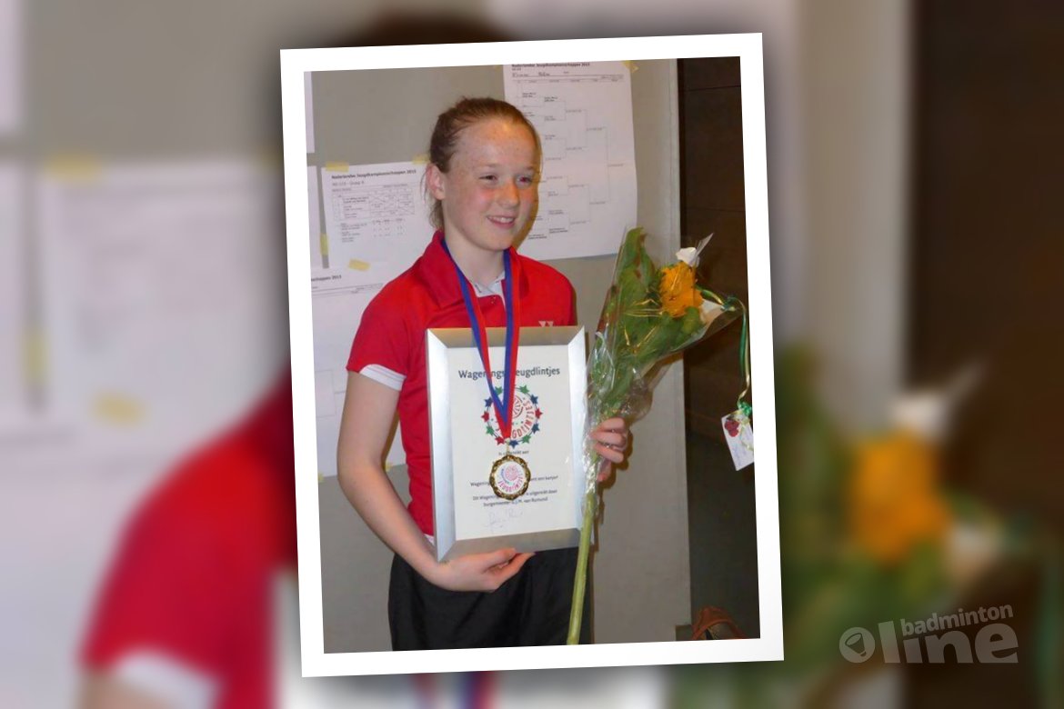 Kelly van Buiten ontvangt kinderlintje in Wageningen Kelly van Buiten ontvangt kinderlintje in Wageningen