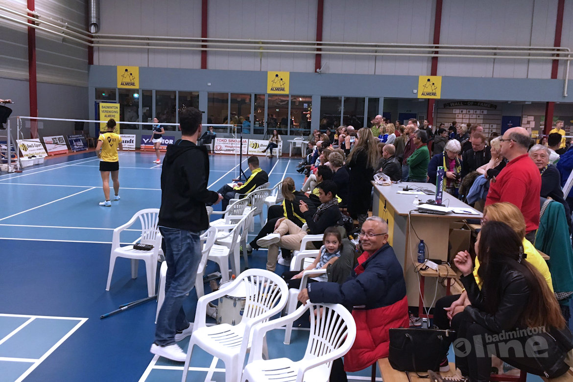 Almere wint met 5-3 van VELO Almere wint met 5-3 van VELO