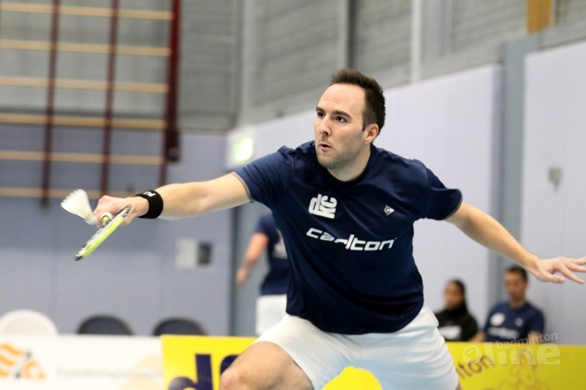 What is the optimal preparation before playing a badminton stroke? What is the optimal preparation before playing a badminton stroke?