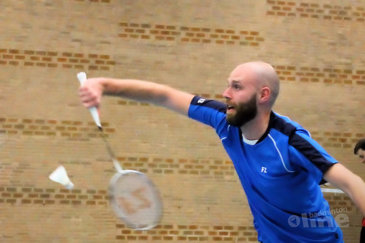 Studentenclub AMOR promoveert definitief naar de Nederlandse Badminton Eredivisie Studentenclub AMOR promoveert definitief naar de Nederlandse Badminton Eredivisie