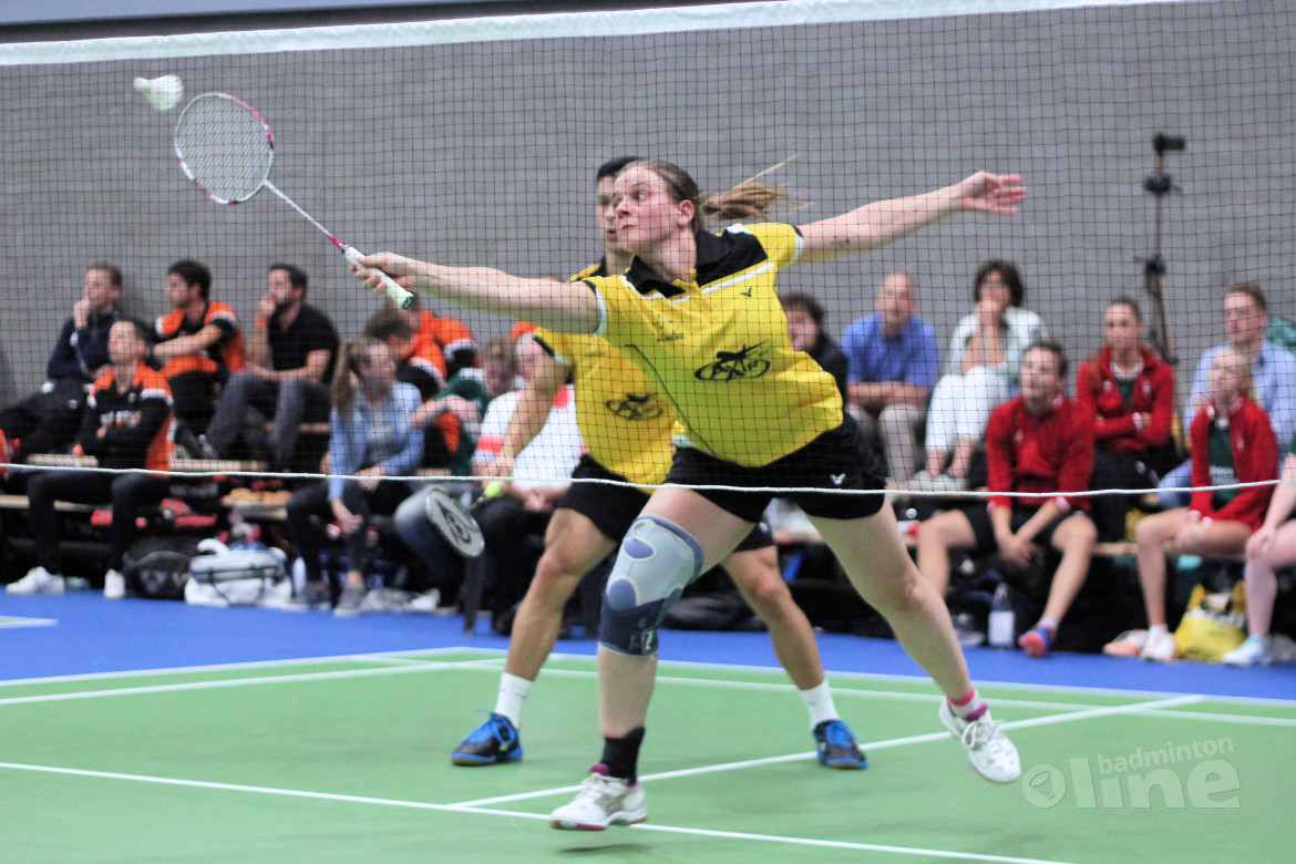 Almere wint op kick-off van VELO Almere wint op kick-off van VELO